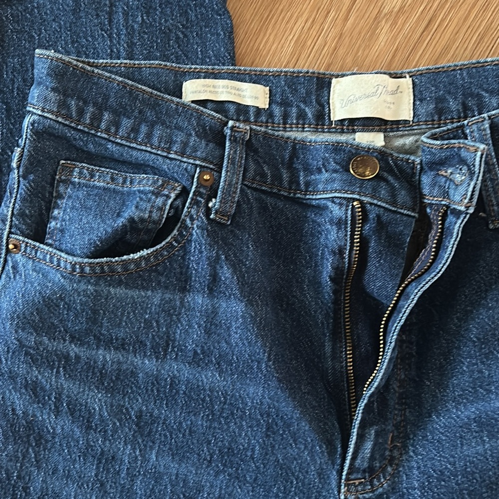 Universal Threads Jeans - image 2